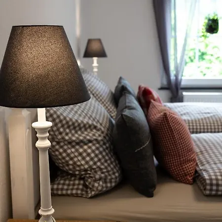 Ferienwohnung Maarblick Apartment *